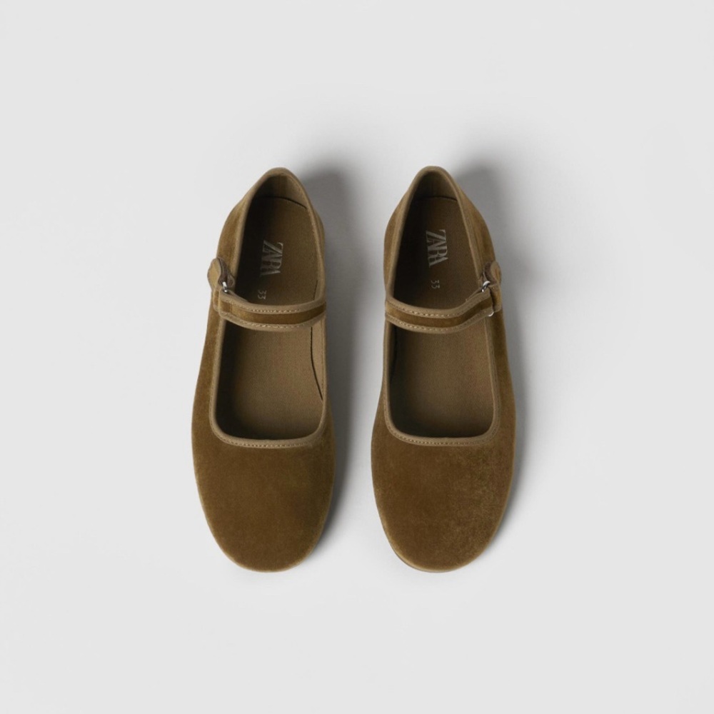 Zara Kids Velvet Ballet Flat with shoe bag